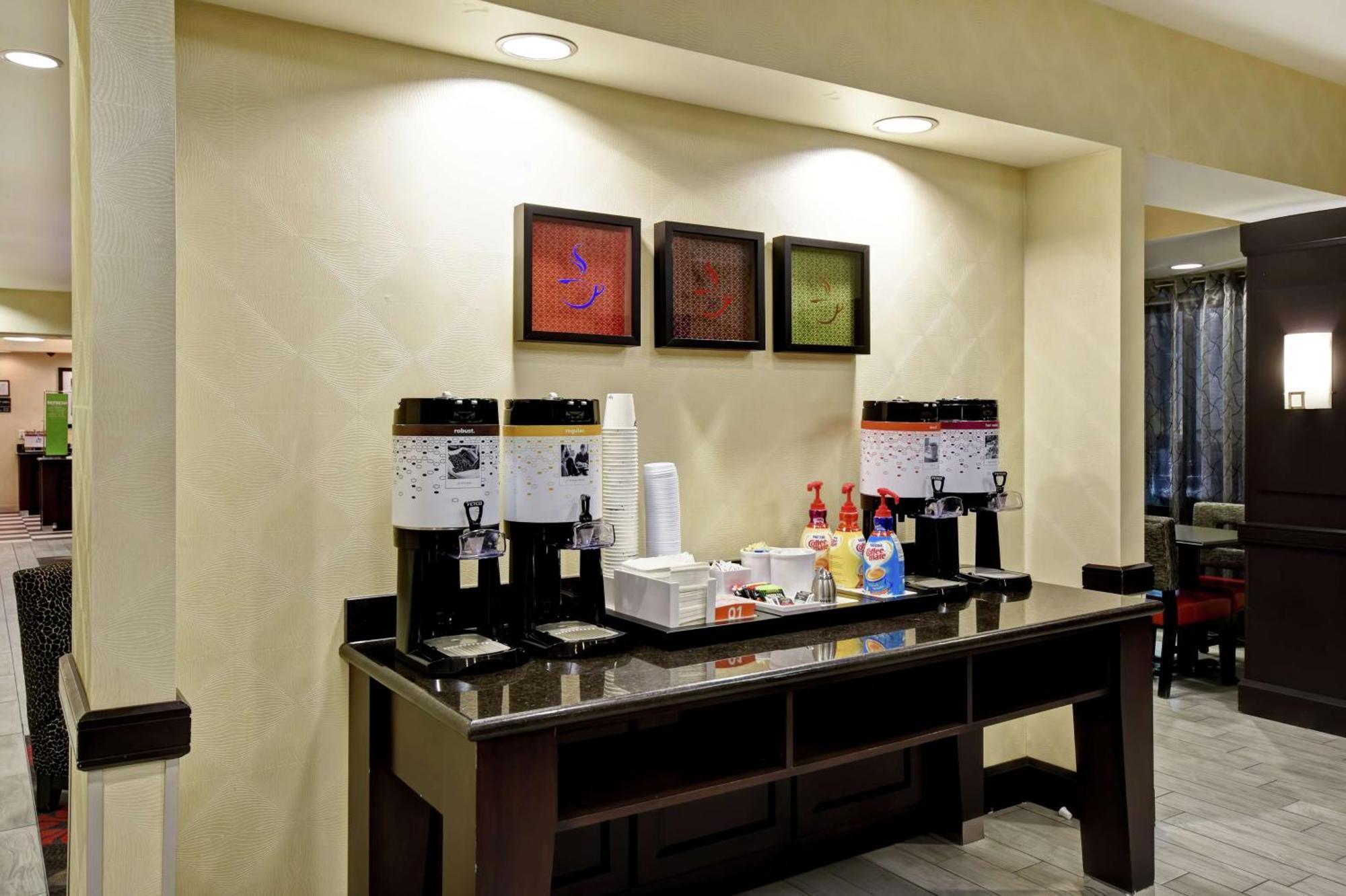 Hampton Inn מידלטאון מראה חיצוני תמונה